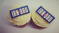 Лого на капкейке для Irn Bru