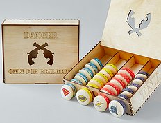 Подарочный набор макарунс "Real Super Hero"24 шт. - "Wood Box"