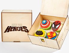 Капкейки "Super Hero" - "Wood Box"