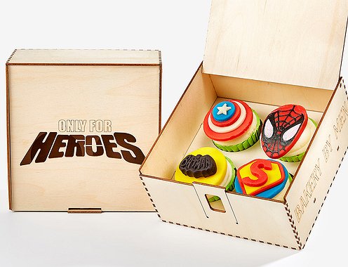 Капкейки "Super Hero" - "Wood Box"