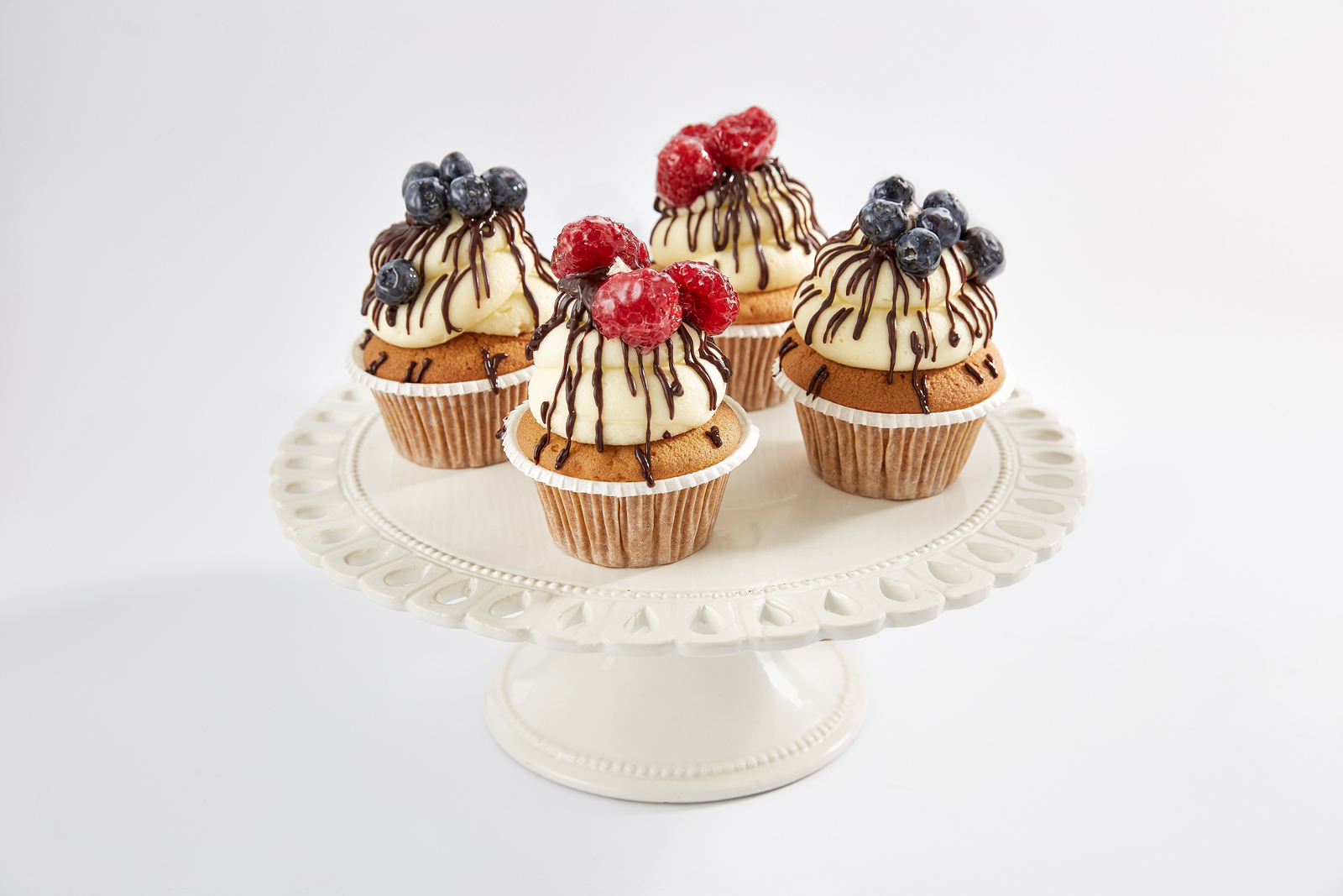 Bakery By Men : Капкейки, Cupcake, Капкейки на заказ, Капкейки заказать ...