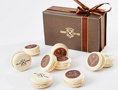 Макаруны с логотипом в коробочке "De-Luxe" Brown 10 шт.